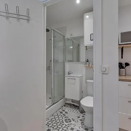 - Buttes Chaumont Botzaris Appartement Parijs