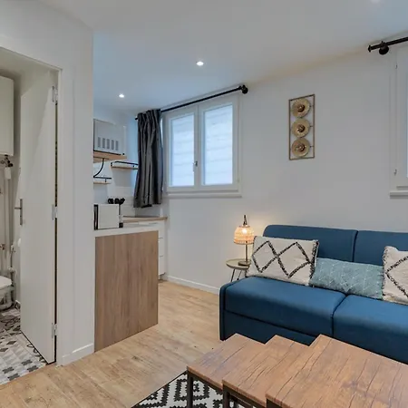 - Buttes Chaumont Botzaris Lejlighed