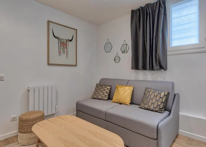- Buttes Chaumont Botzaris Appartement Paris