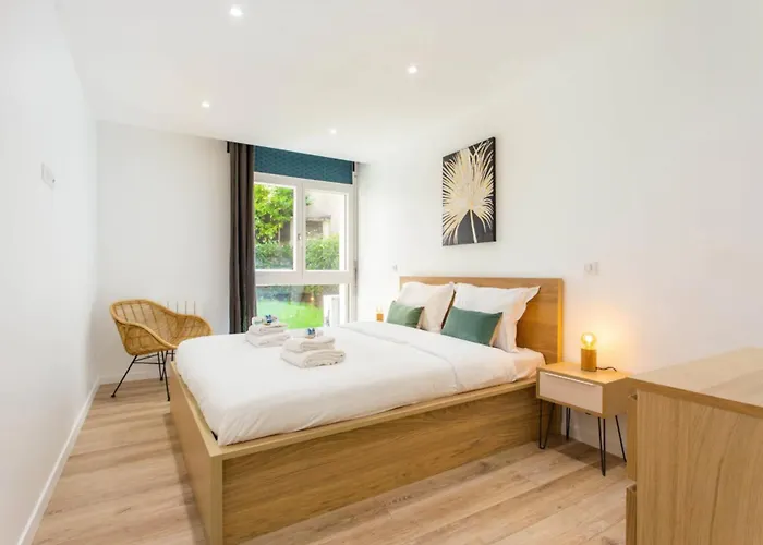 - Buttes Chaumont Botzaris Appartement