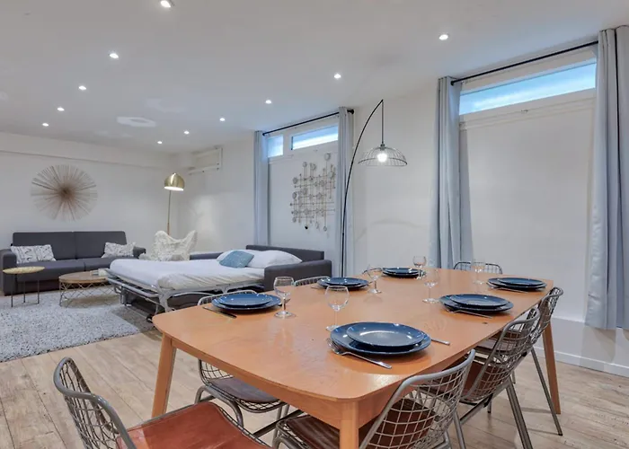 - Buttes Chaumont Botzaris Appartement *