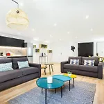 - Buttes Chaumont Botzaris Apartamento