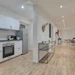 - Buttes Chaumont Botzaris Apartamento